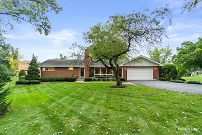 22W126 Buena Vista Drive, Glen Ellyn, IL 60137 - Photo 2