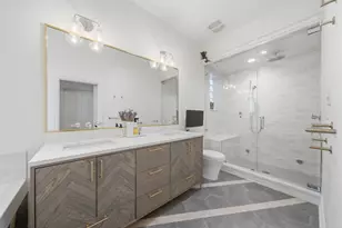 952 N Racine Ave, Chicago, IL 60642 - Photo 10