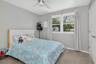1905 Cheshire Ln, Wheaton, IL 60189 - Photo 14