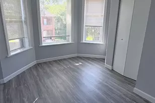 8211 S Escanaba Ave, Chicago, IL 60617 - Photo 14