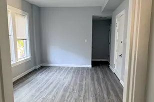 8211 S Escanaba Ave, Chicago, IL 60617 - Photo 20