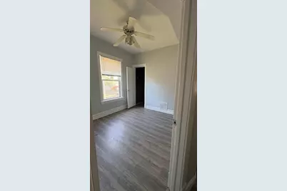 8211 S Escanaba Avenue #2, Chicago, IL 60617 - Photo 6