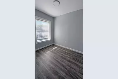 8211 S Escanaba Avenue #2, Chicago, IL 60617 - Photo 16