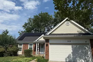 102 Adair Ct, Vernon Hills, IL 60061 - Photo 1