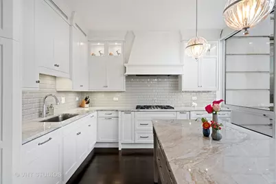 55 E Erie Street #4503, Chicago, IL 60611 - Photo 12