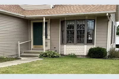 101 E Provost Street, Lena, IL 61048 - Photo 4