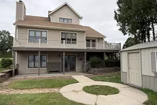 101 E Provost St, Lena, IL 61048 - Photo 56