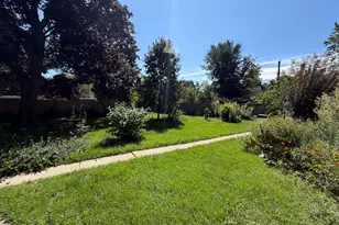 99 Mariposa Ave, Waukegan, IL 60087 - Photo 6