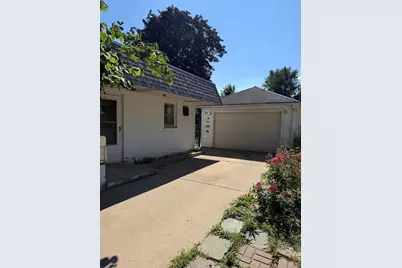 99 Mariposa Avenue, Waukegan, IL 60087 - Photo 2