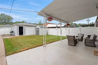 9528 S Manistee Avenue, Chicago, IL 60617 - Photo 20