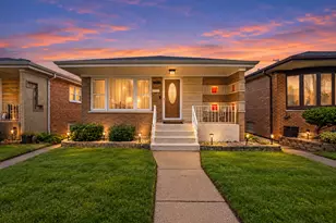 9528 S Manistee Ave, Chicago, IL 60617 - Photo 26