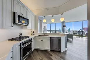420 E Waterside Dr, Chicago, IL 60601 - Photo 12