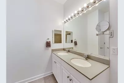 420 E Waterside Drive #4201, Chicago, IL 60601 - Photo 18