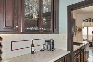 10516 S Seeley Ave, Chicago, IL 60643 - Photo 8