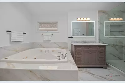 607 S Cedar Avenue, Elmhurst, IL 60126 - Photo 28