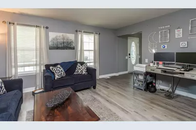 113 Oakton Lane, Lake Villa, IL 60046 - Photo 2