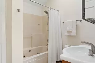 5338 N Newcastle Ave, Chicago, IL 60656 - Photo 18