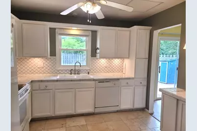 4112 Crimson Drive, Hoffman Estates, IL 60192 - Photo 2