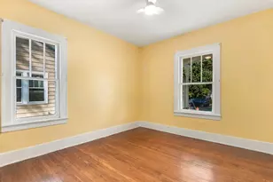 121 S Fordham Ave, Aurora, IL 60506 - Photo 12