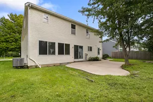18153 W Banbury Dr, Gurnee, IL 60031 - Photo 26
