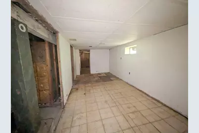 11527 S Parnell Avenue, Chicago, IL 60628 - Photo 14