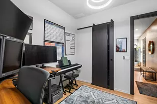 1300 N Claremont Ave, Chicago, IL 60622 - Photo 22