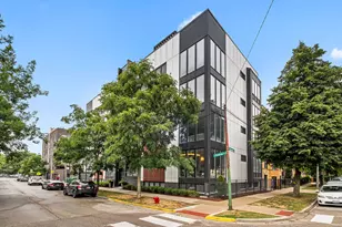 1300 N Claremont Ave, Chicago, IL 60622 - Photo 2