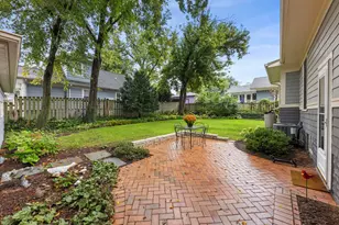 873 Hillside Ave, Glen Ellyn, IL 60137 - Photo 22
