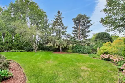 1914 N Burke Drive, Arlington Heights, IL 60004 - Photo 46