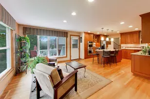 1914 N Burke Dr, Arlington Heights, IL 60004 - Photo 12