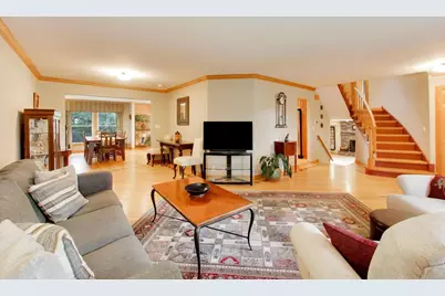 1914 N Burke Drive, Arlington Heights, IL 60004 - Photo 4