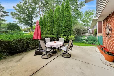 1914 N Burke Drive, Arlington Heights, IL 60004 - Photo 44