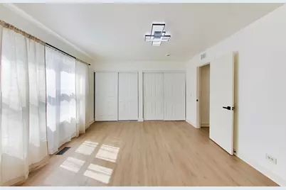 2 Oakmont Court, Streamwood, IL 60107 - Photo 16