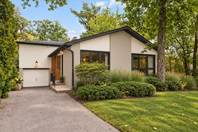 211 Sumac Road, Highland Park, IL 60035 - Photo 2