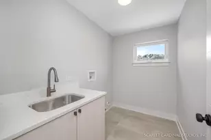 100 E Adams Ave, Villa Park, IL 60181 - Photo 22