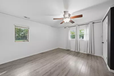 422 Suwanee Street, Park Forest, IL 60466 - Photo 12