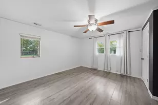422 Suwanee St, Park Forest, IL 60466 - Photo 12