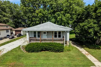 472 E Cherry Street, Watseka, IL 60970 - Photo 4