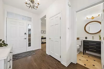 444 Parkview Court, Clarendon Hills, IL 60514 - Photo 2