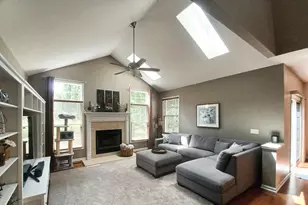 1175 Kingsmill Dr, Algonquin, IL 60102 - Photo 6