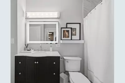 222 N Columbus Drive #2807, Chicago, IL 60601 - Photo 16