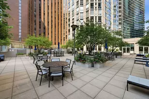 222 N Columbus Dr, Chicago, IL 60601 - Photo 22