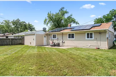 27 Cardinal Lane, Carpentersville, IL 60110 - Photo 4