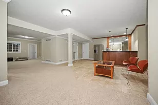18 Stonebrook Ct, Bloomington, IL 61704 - Photo 104