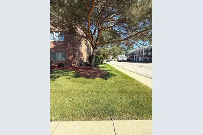 9410 Melvina Avenue #2SW, Oak Lawn, IL 60453 - Photo 4