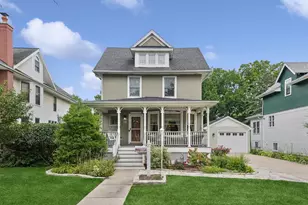 5909 N East Circle Ave, Chicago, IL 60631 - Photo 1