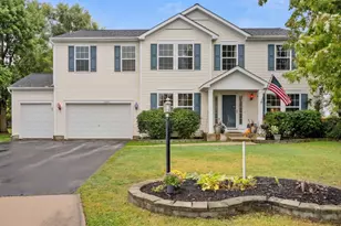 1514 Elizabeth Ct, Kirkland, IL 60146 - Photo 2