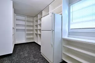 8164 N Carrolton Ct, Hanover Park, IL 60133 - Photo 18