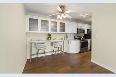 1043 S York Road #606, Bensenville, IL 60106 - Photo 6