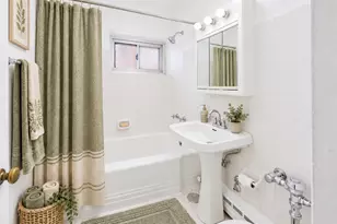 4970 N Marine Dr, Chicago, IL 60640 - Photo 14